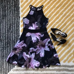 LE CHATEAU Halter Neck Dress